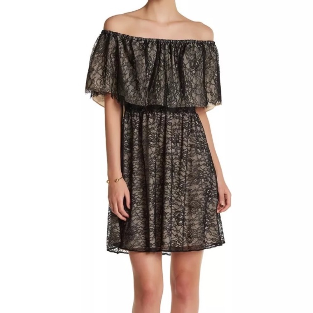 ALICE + OLIVIA OFF SHOULDER LACE SUZY DRESS